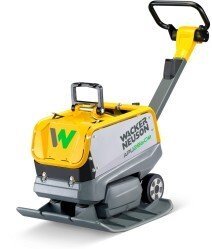 WACKER NEUSON APU 2860e – Akku Rüttelplatte reversierbar mit 192 kg