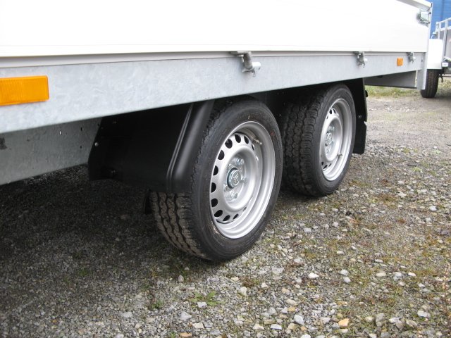 Hapert Azure H-2 – 3000 – 4550 x 1800 185 R 14 C – Mittelrungen – Bild 3